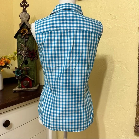 Brooks Brothers Button Down Top - Picture 3 of 7